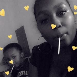 Meet your Posher, Francesca